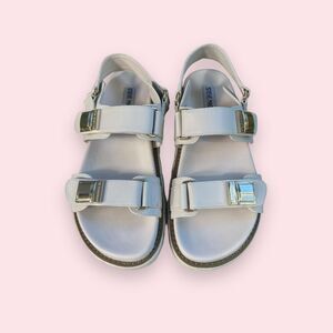 Steve Madden white platform sandals size 9.5